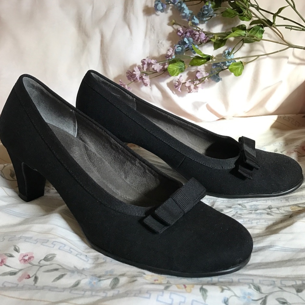 Black heels