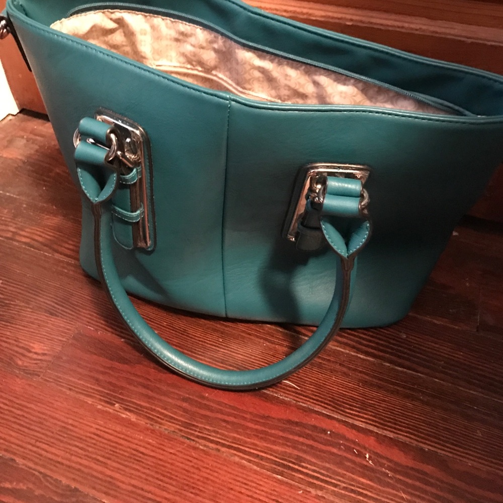 Charming Charlie purse