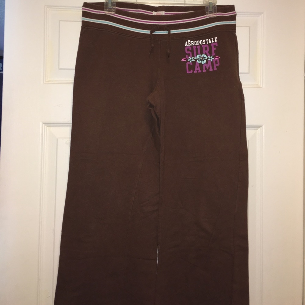 Aeropostale Brown Graphic Embroidered Casual Crop Pants