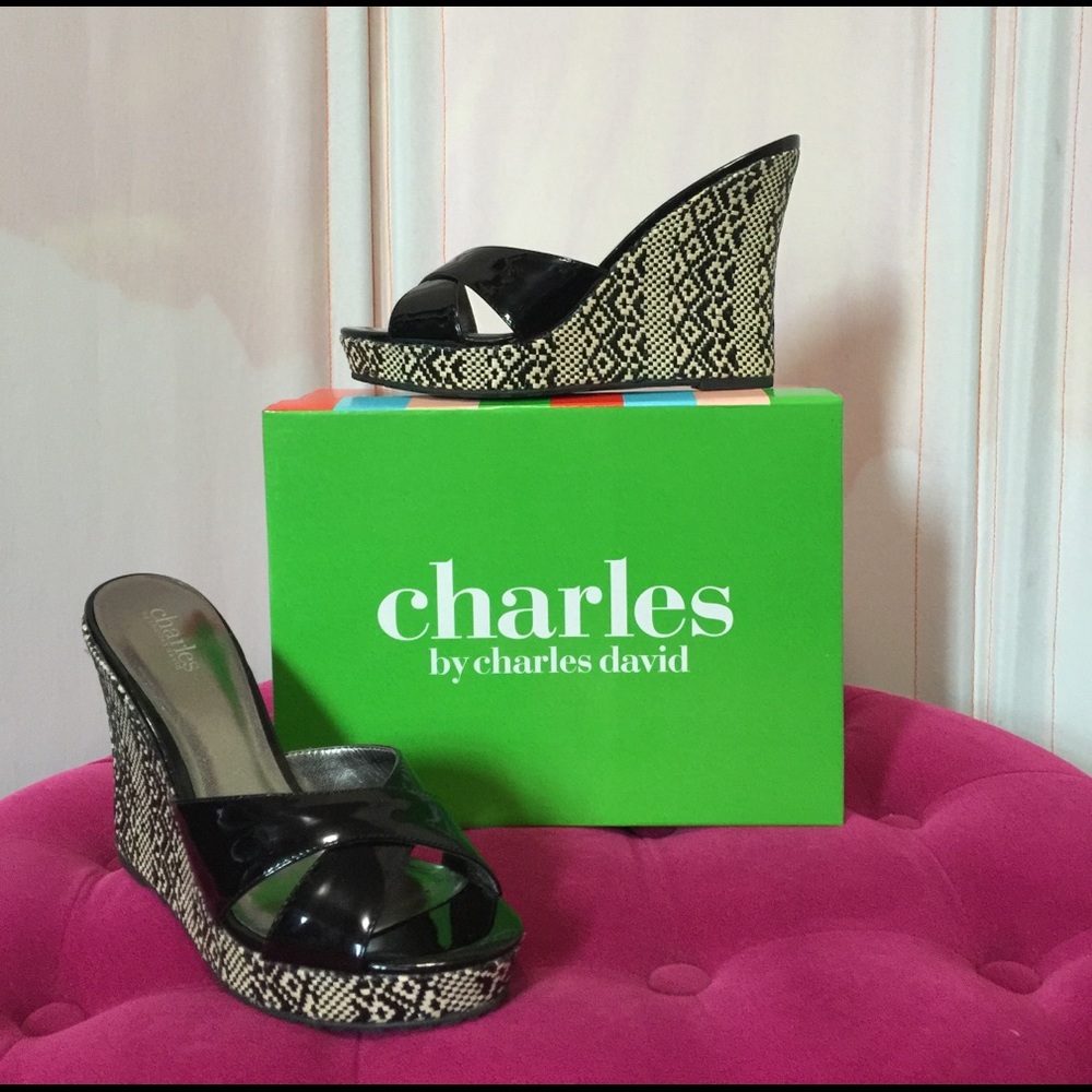 Charles By Charles David Black Patent Wedge, Sz 8 - image 1