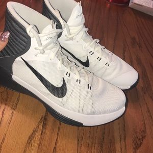 Nike wmns basketball shoes