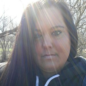 Meet your Posher, Leslie