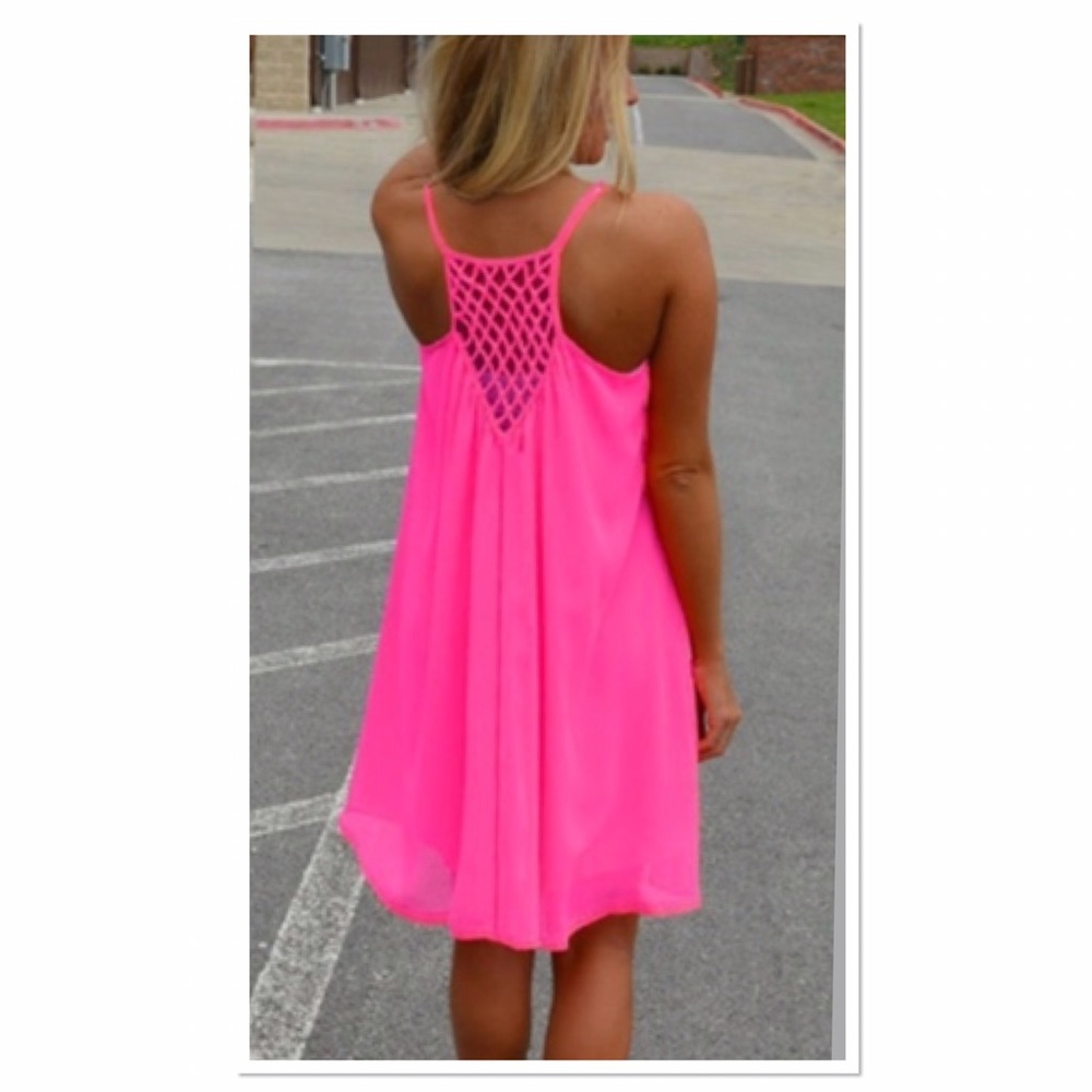 SZ MEDIUM‼️LAST ONE‼️ PINK SUMMER SWING DRESS. - Picture 3 of 7