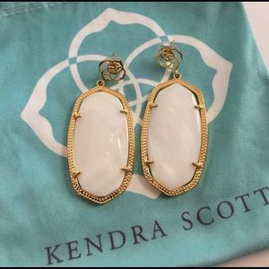 Kendra Scott Davey Earrings - Mother of Pearl