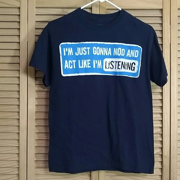 BLUE T-SHIRT SIZE MEDIUM - Picture 1 of 3