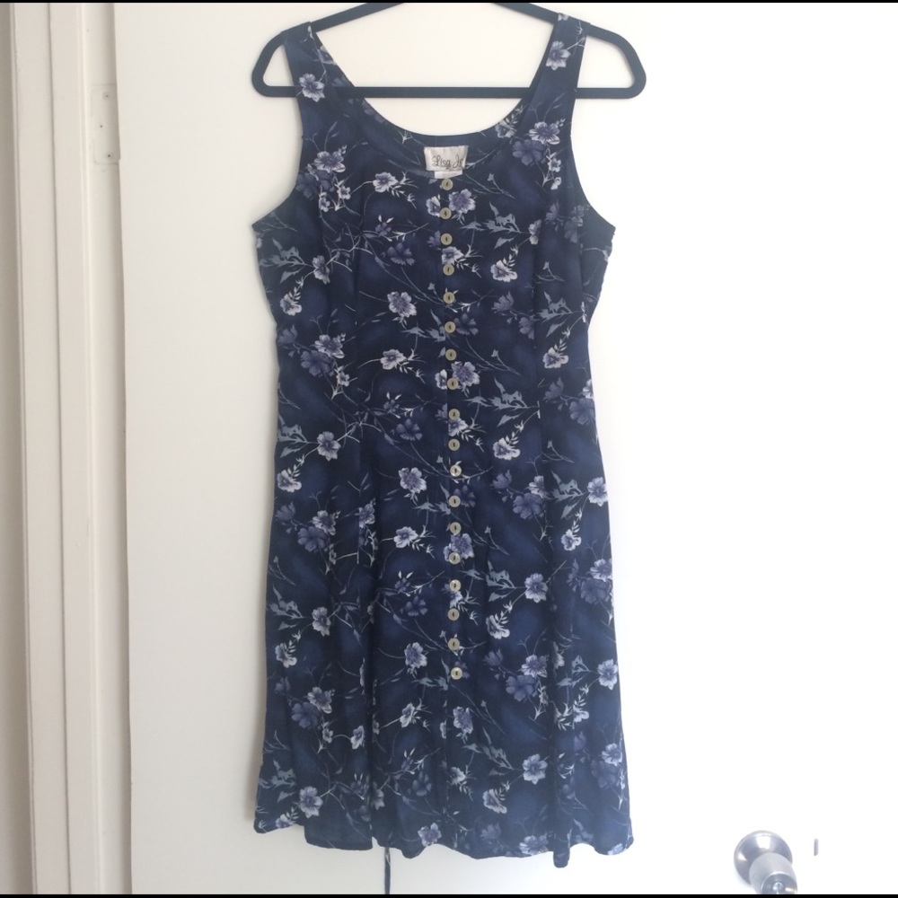 ❗️SOLD❗️Vintage 90's Grunge Button Floral Skater