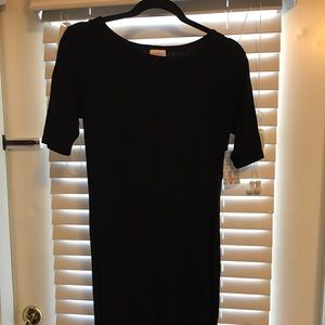 LULAROE SMALL JULIA