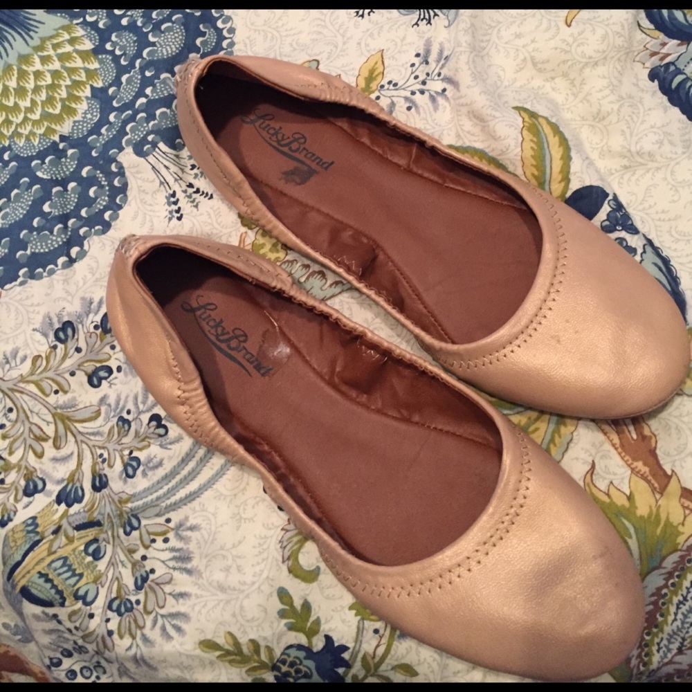 Lucky brand flats