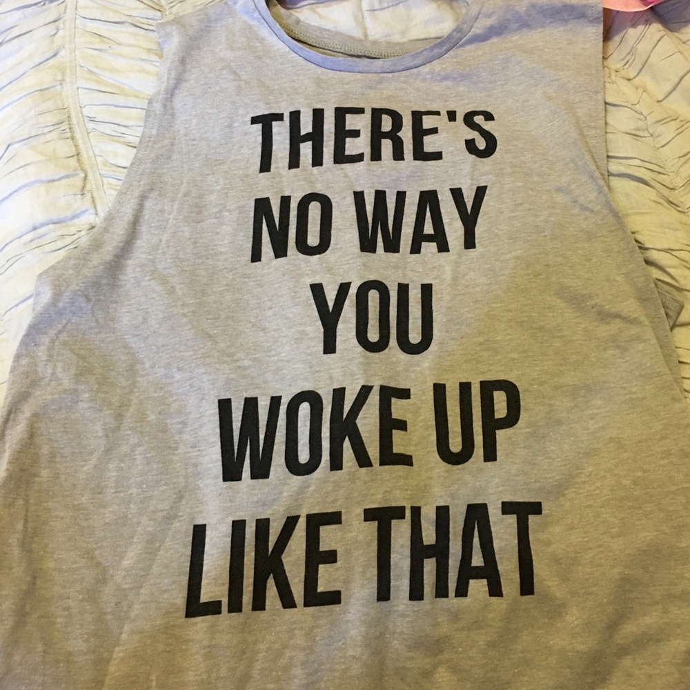 GRAPHIC TANK