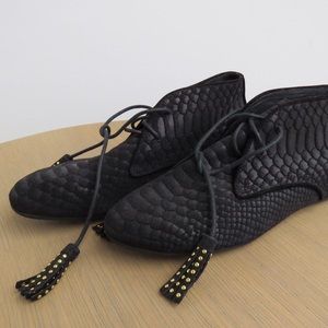 Billie Yosi Samra Boots