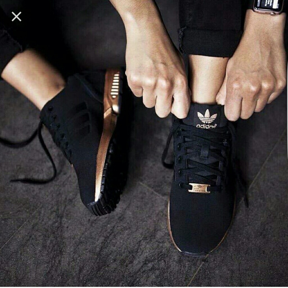 Rare adidas flux black and rose gold / copper