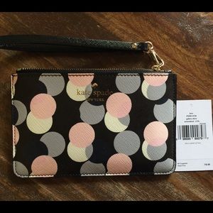 Kate Spade Gallery Drive wristlet