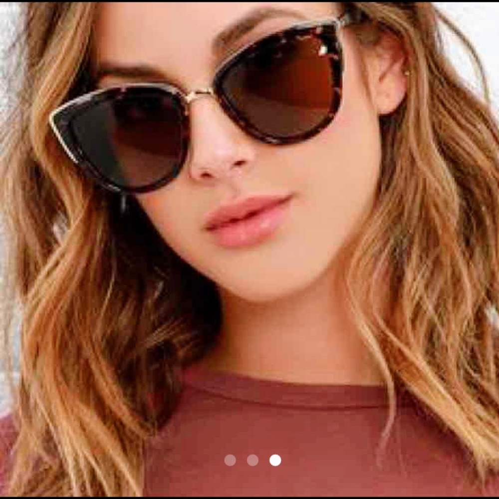 Quay "My Girl" Sunglasses NWOT