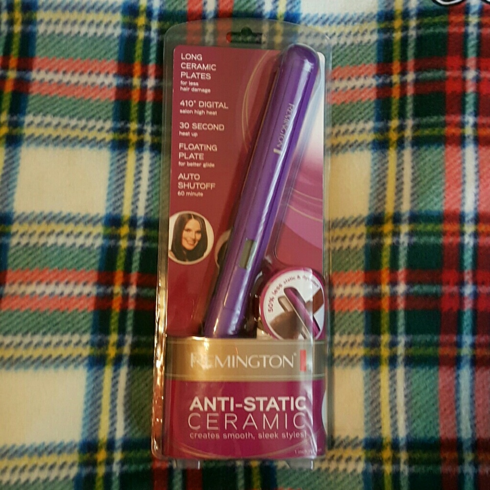 Remington  anti static ceramic flat iron