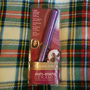 Remington  anti static ceramic flat iron
