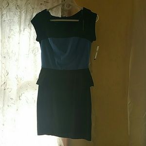 Womens/junior dress