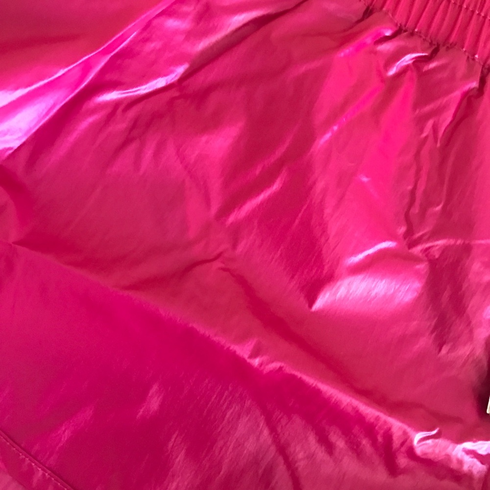 {Lorna Jane} Metallic Magenta Athletic Shorts - Picture 3 of 5
