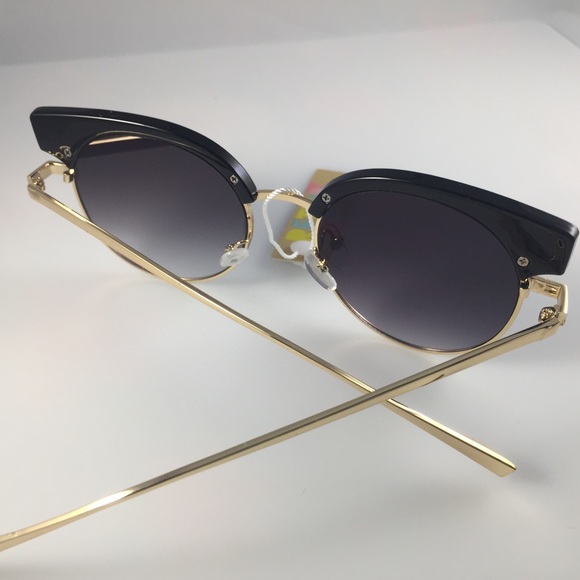 Cat Eye Sunglasses. - Picture 2 of 4