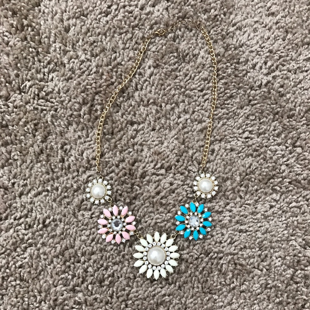Flower necklace
