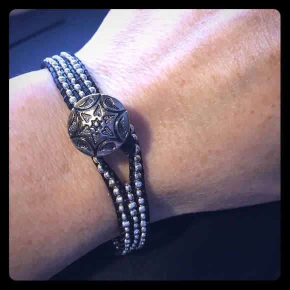 HP🎉8/14🎉🆕 Handmade Black Leather Wrap Bracelet - Picture 1 of 3
