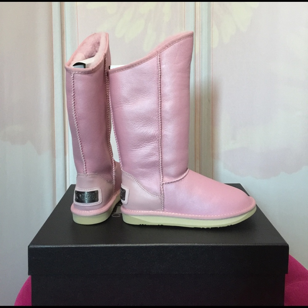 GORGEOUS Australia Luxe Leather Shearling Boot, 7