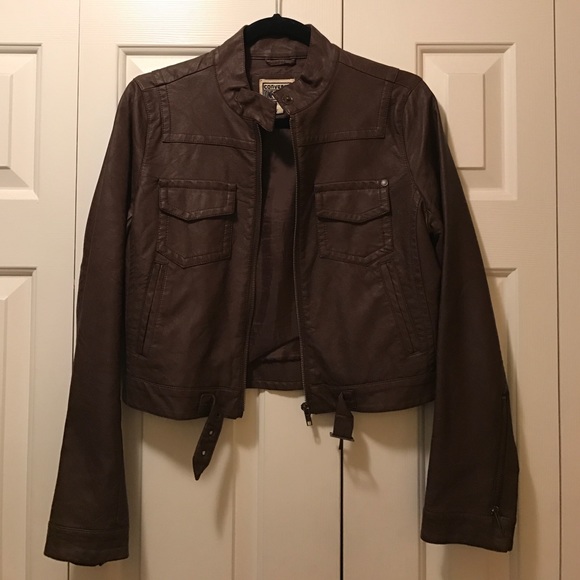 leather jacket and converse