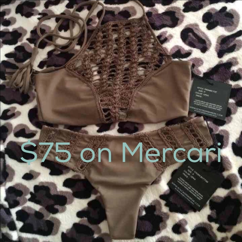 🌺SOLD ON 🅿️🅿️🌺 Acacia Panama bikini top