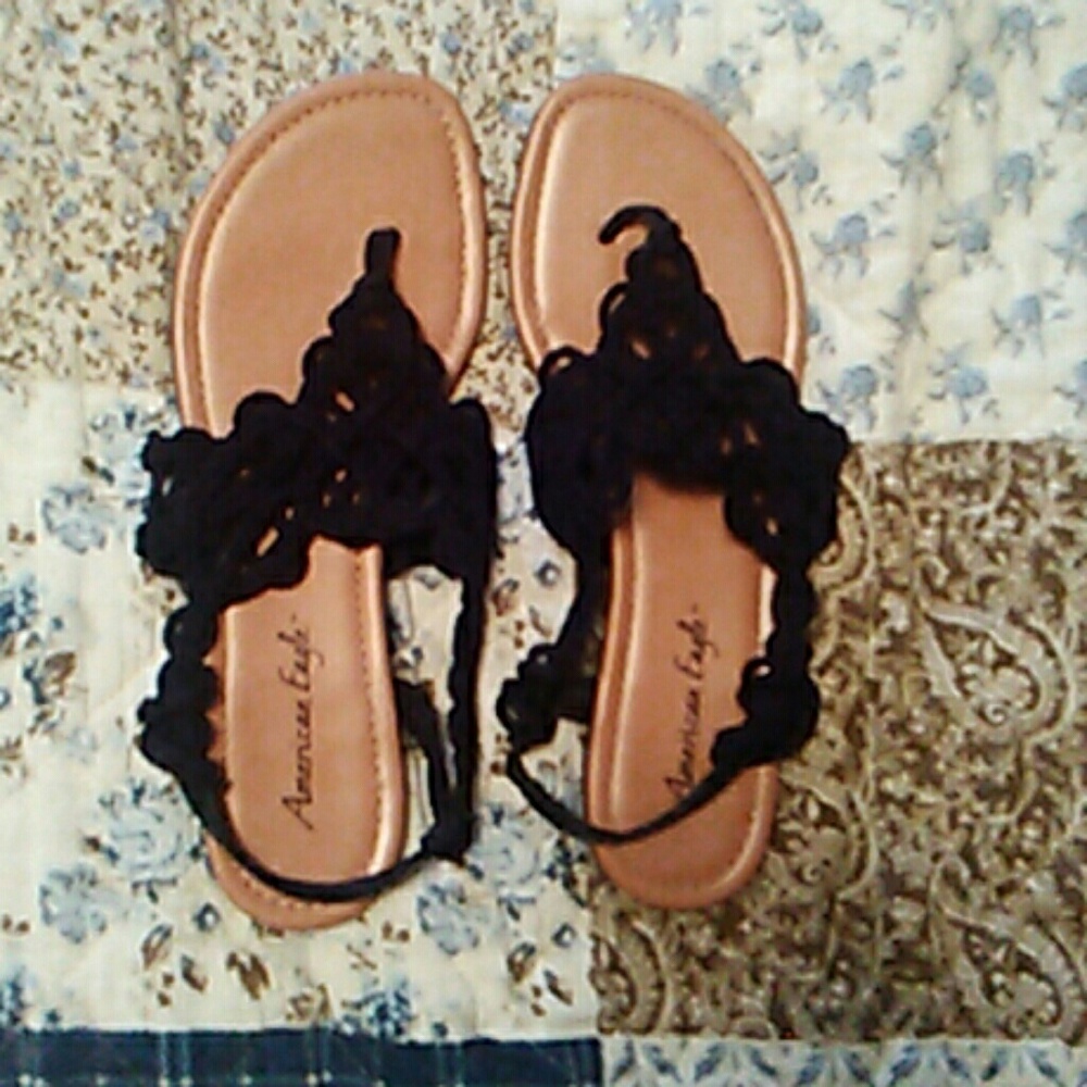 Black American Eagle Sandals Size 9.5