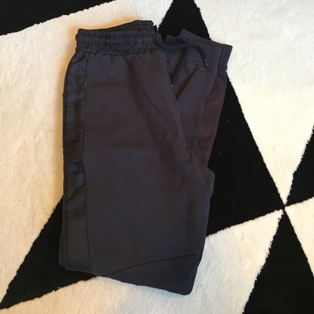 Zara Man navy jogger