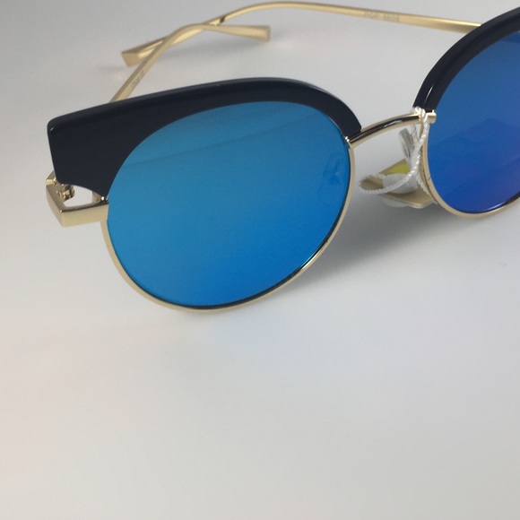 Cat Eye Sunglasses. - Picture 2 of 4