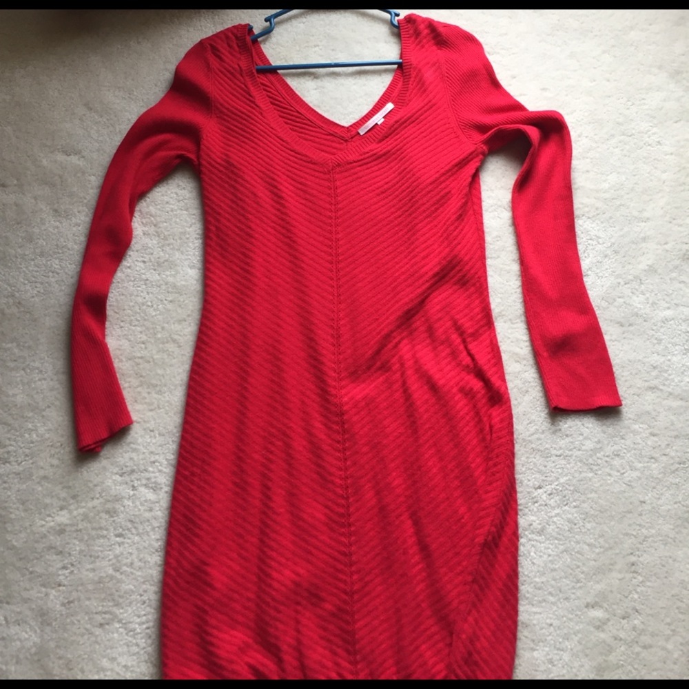 Red sweater Double V tunic