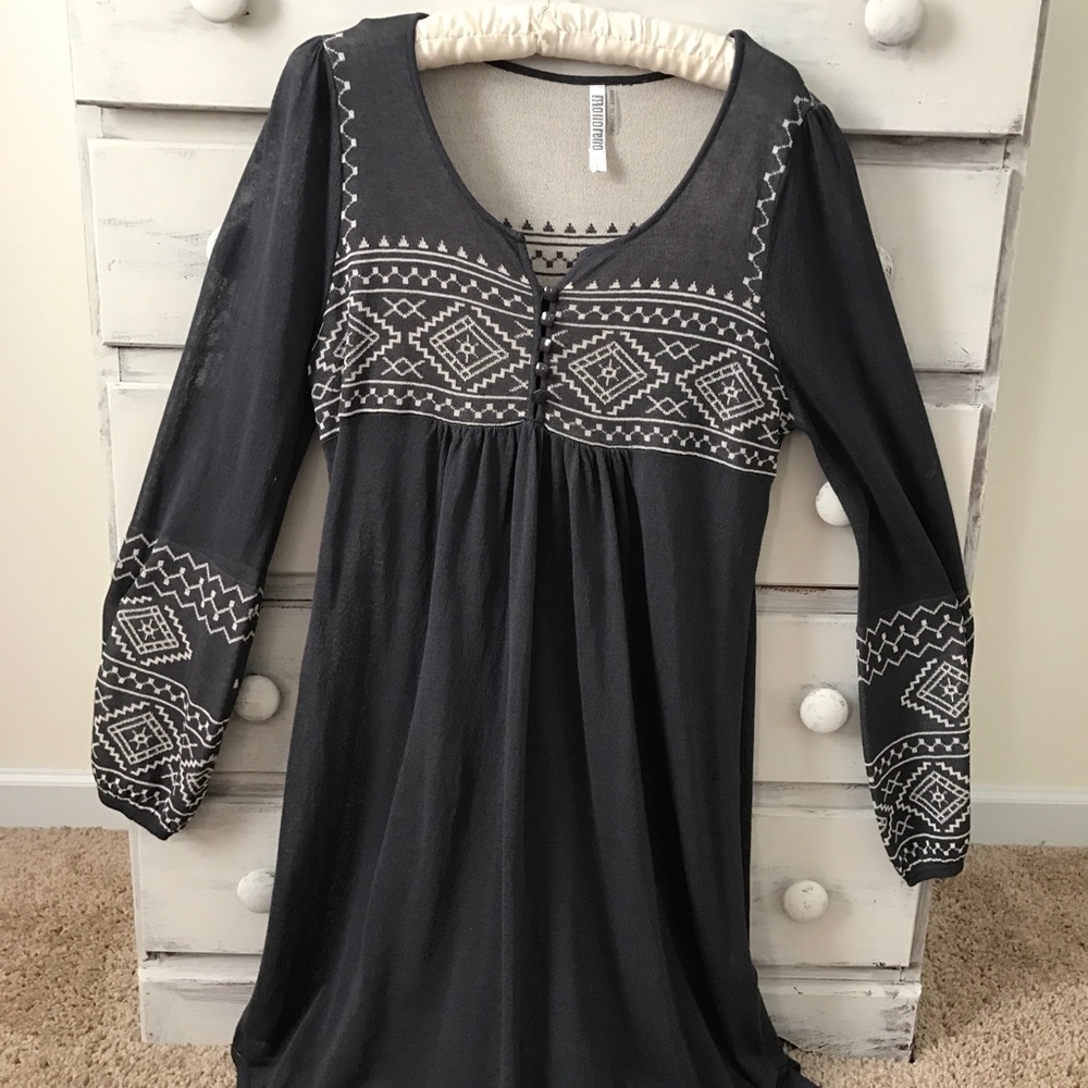 Long sleeve stitch dress