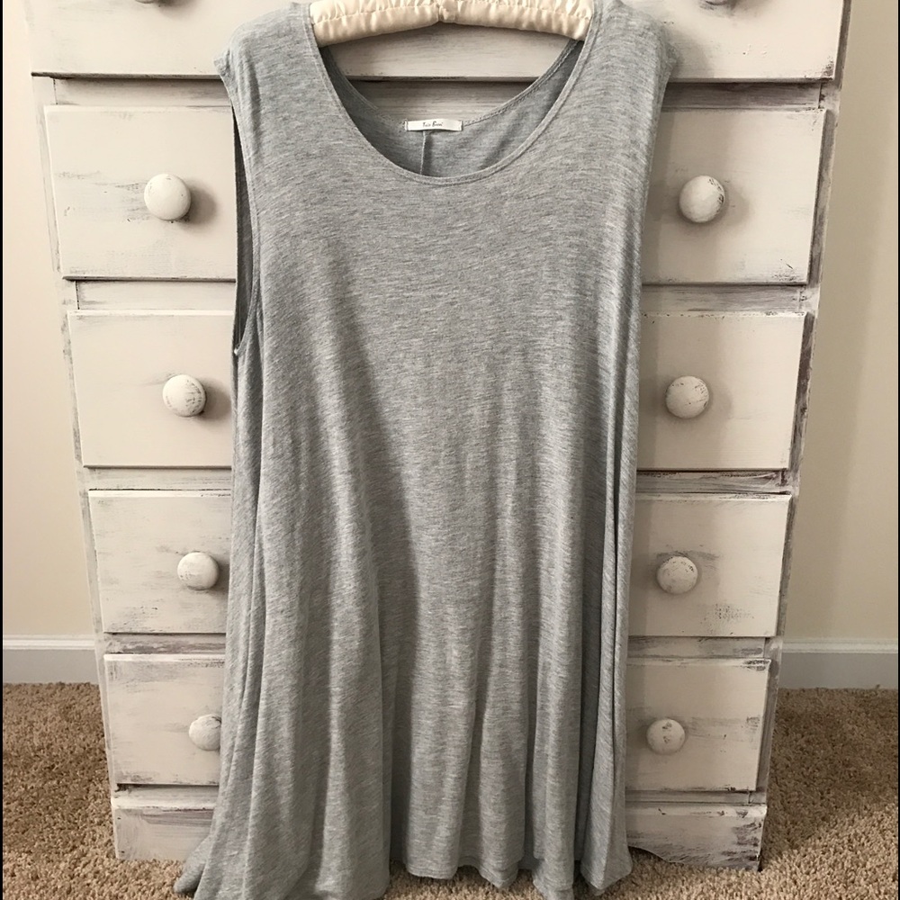 Swing dress/tunic in gray
