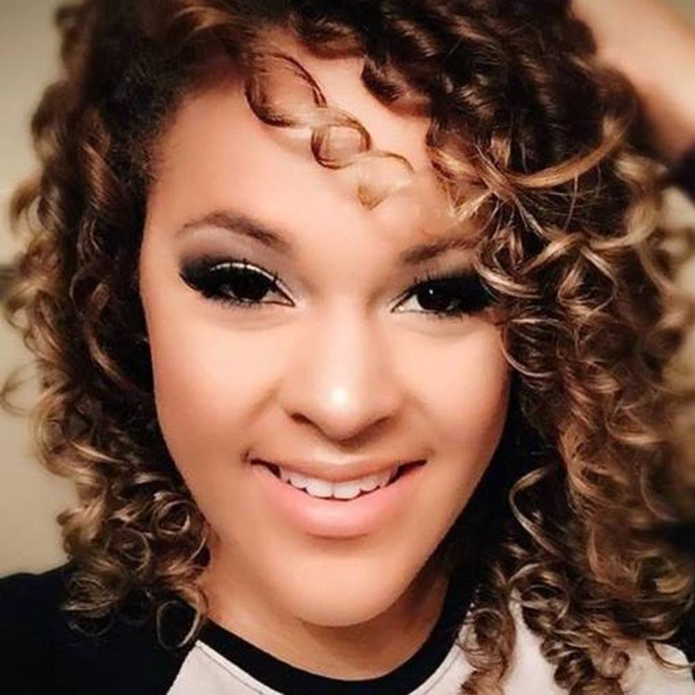 Meet your Posher, Brittany insta: @britmontes