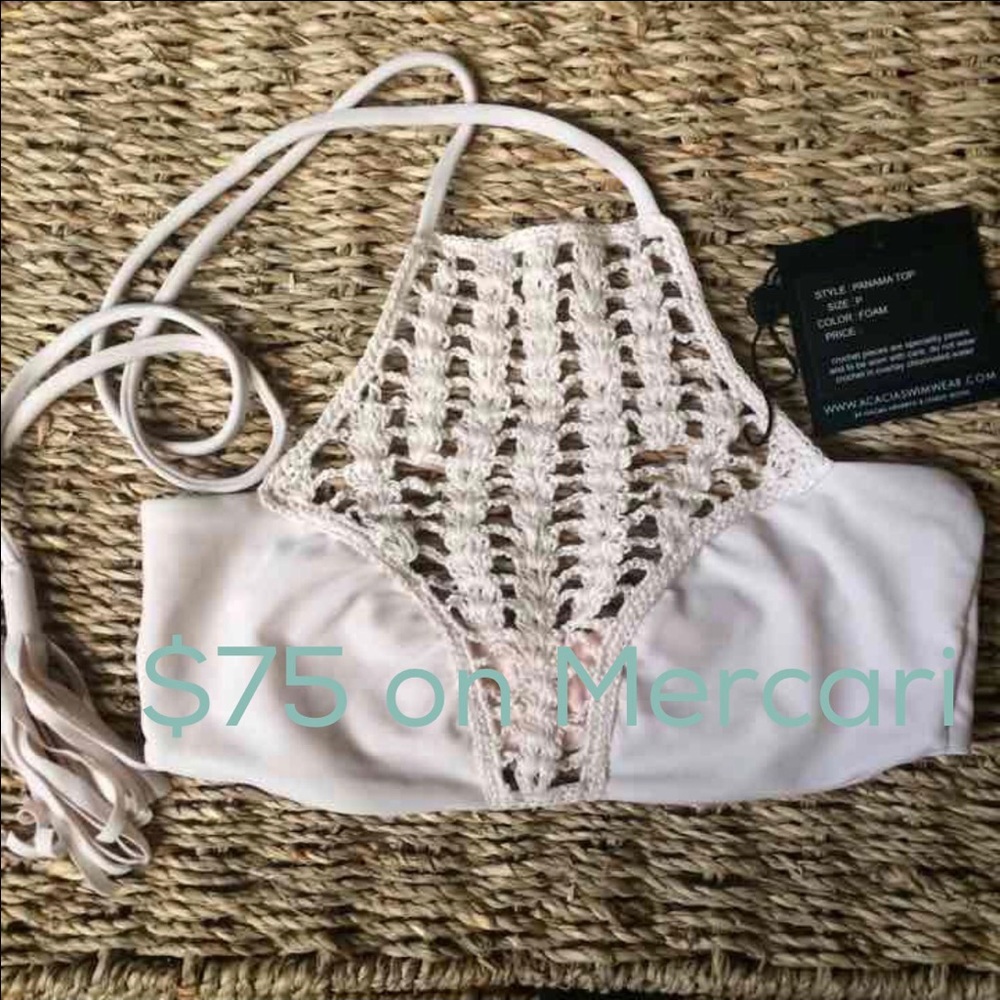 🌺SOLD🌺 Acacia Panama bikini top