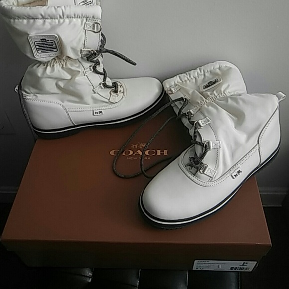 Winter Snow Boots - Picture 2 of 3