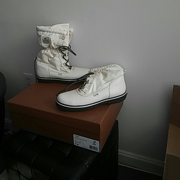 Winter Snow Boots - Picture 3 of 3