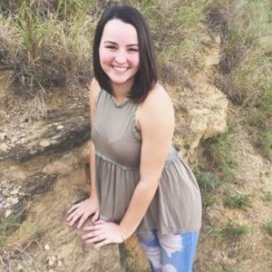 Meet your Posher, Gina