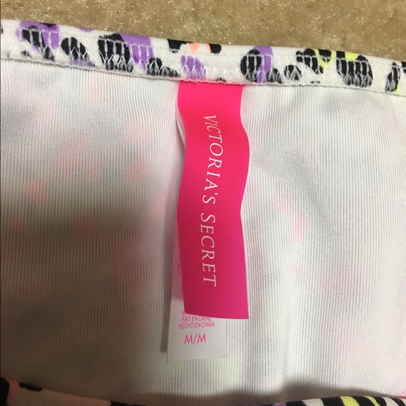 Victoria's Secret bikini bottoms - Picture 2 of 2