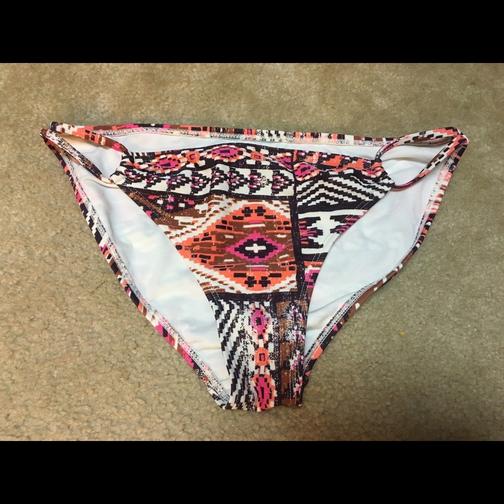 Bikini bottoms