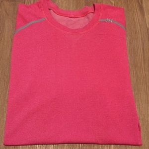 Lululemon Metal Vent Short Sleeve