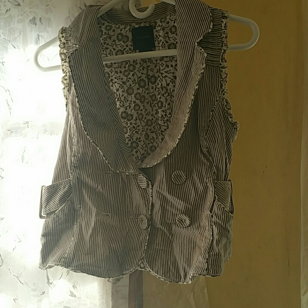 Cute vest