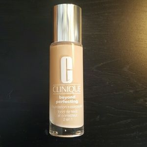 Clinique Beyond Perfecting Foundation