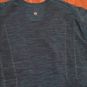 Lululemon Long Sleeve Metal Vent Shirt