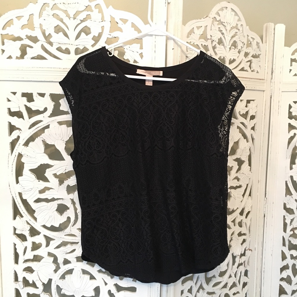 Black lace tee