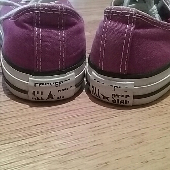 Fuchsia Children's Converse - Picture 2 of 3