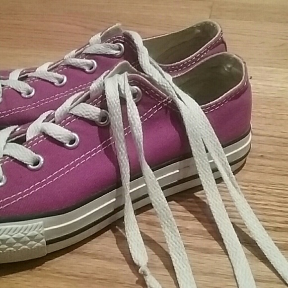 Fuchsia Children's Converse - Picture 3 of 3