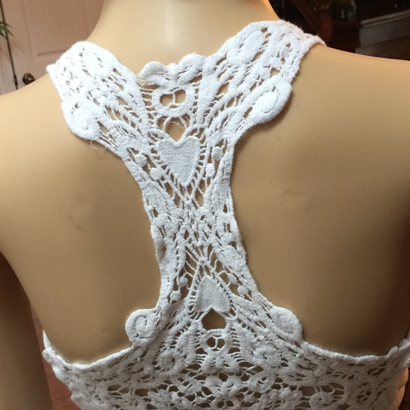 White tops - Picture 5 of 8