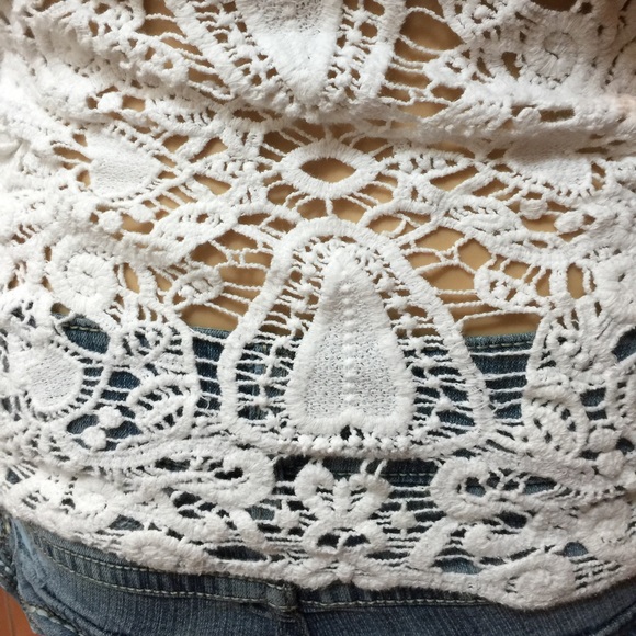 White tops - Picture 8 of 8