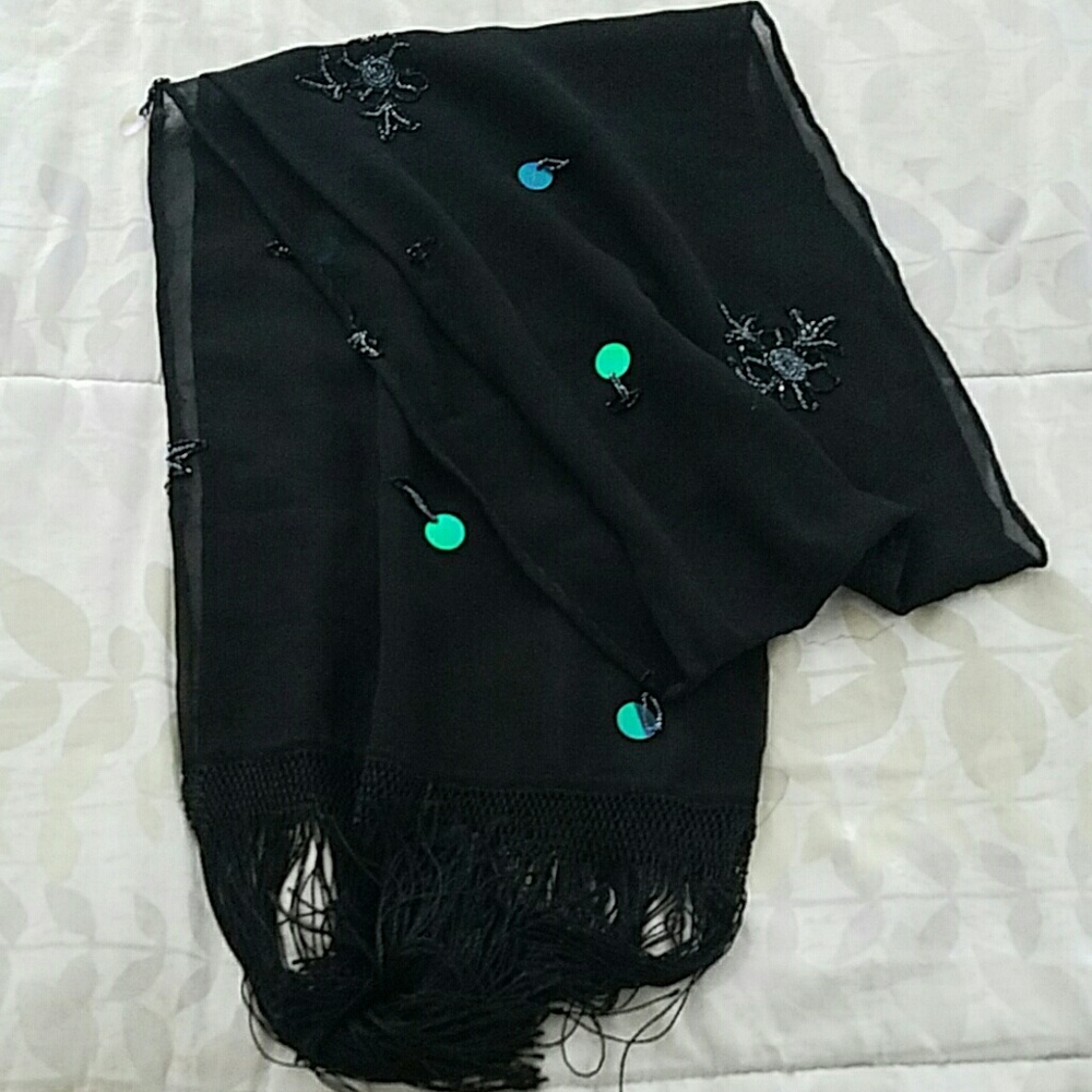 Black scarf